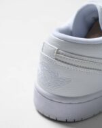 00017 - MASTER JORDAN 1 LOW WHITE - Image 4